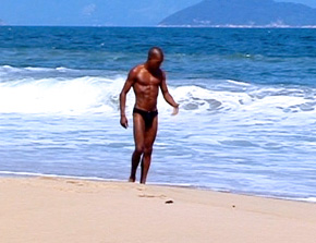 Apollos s'enquillent two islands in the jungle 2